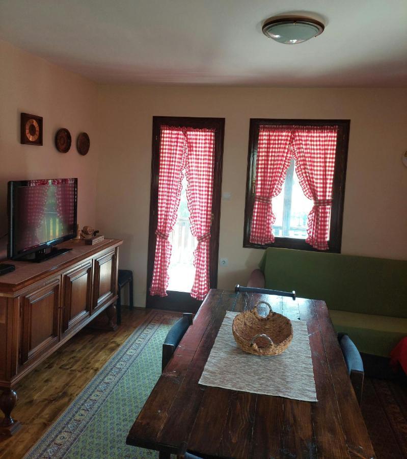קולאסין Green Eco Cottage מראה חיצוני תמונה