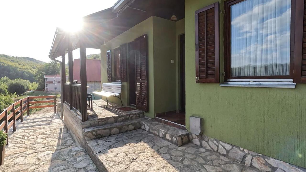 קולאסין Green Eco Cottage מראה חיצוני תמונה